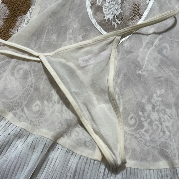 NWT Vintage Sz 34 B white sheer chemise with thong - Picture 6 of 6